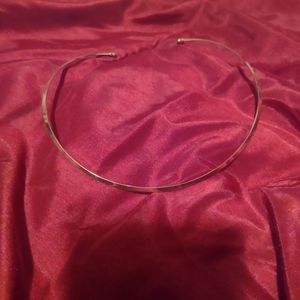 Gold choker necklace